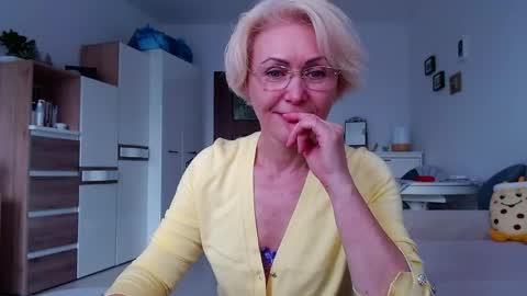 Jasmin room for people 40 online show from 04.16.26