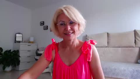 Snapshot of jasmin18v chatting on 07.18.26 Jasmin room for people 40 online show from 07.18.26