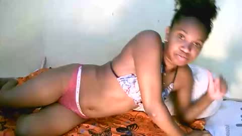 Snapshot of jasminah176750 chatting on 11.15.25 jasminah176750 online show from 11.15.25