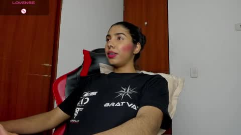 Snapshot of jasmine_bunny_ chatting on 04.30.26 Jasmine online show from 04.30.26