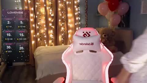 Jasmine online show from 02.15.25