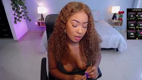 Snapshot of jasminecampbell chatting on 03.08.25 Instagram jasminecampbell1 online show from 03.08.25