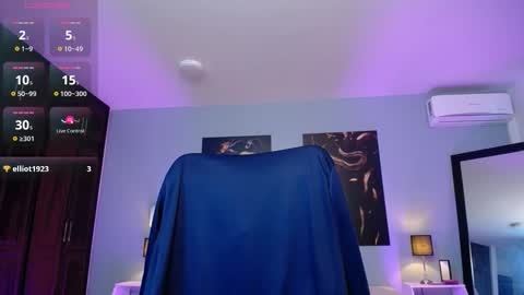 Snapshot of jasminecampbell chatting on 10.11.25 Instagram jasminecampbell1 online show from 10.11.25