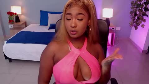 Snapshot of jasminecampbell chatting on 11.28.25 Instagram jasminecampbell1 online show from 11.28.25