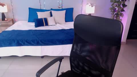 Snapshot of jasminecampbell chatting on 12.05.25 Instagram jasminecampbell1 online show from 12.05.25