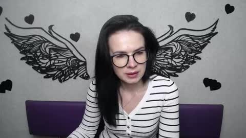 JasmineKouch online show from 09.23.25