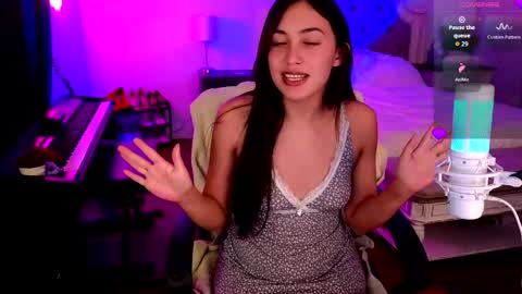 Snapshot of jasminewinters chatting on 04.25.26 Jasmine Winters online show from 04.25.26