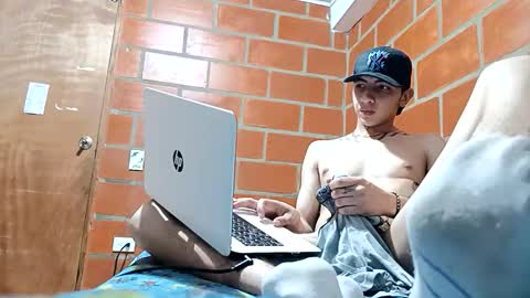 Snapshot of jason_bless1 chatting on 12.21.25 JASON BLESS1 online show from 12.21.25