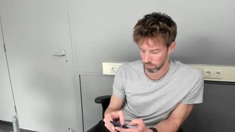 Snapshot of jasonberg29 chatting on 05.06.26 Jason online show from 05.06.26