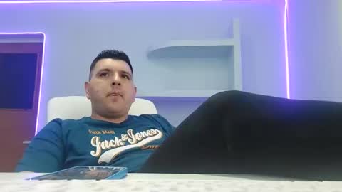 Snapshot of jasonjacks8 chatting on 10.08.25 JasonJacks online show from 10.08.25