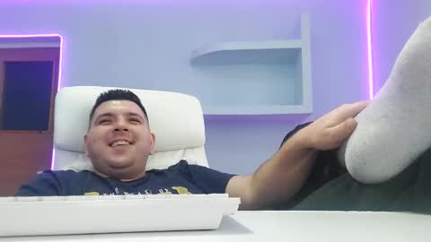 Snapshot of jasonjacks8 chatting on 10.09.25 JasonJacks online show from 10.09.25