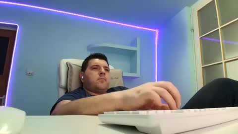 Snapshot of jasonjacks8 chatting on 10.24.25 JasonJacks online show from 10.24.25