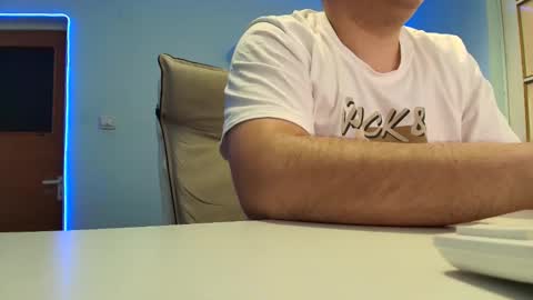 Snapshot of jasonjacks8 chatting on 11.28.25 JasonJacks online show from 11.28.25