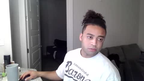 Snapshot of jasonthomas1 chatting on 12.29.24 jj online show from 12.29.24