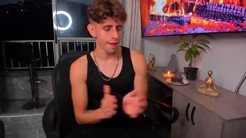 Snapshot of jasper__jones chatting on 01.02.25 JASPER JONES online show from 01.02.25