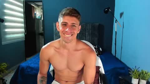 Snapshot of jasper__jones chatting on 06.04.26 JASPER JONES online show from 06.04.26