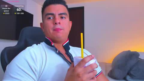 JBrooksXx online show from 10.09.25