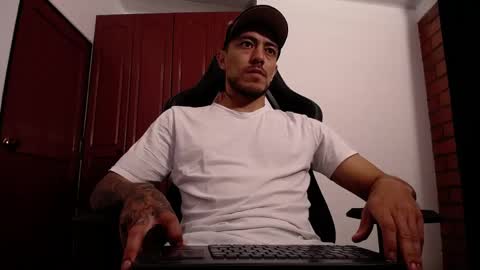 Snapshot of jasson_king01 chatting on 06.02.26 JKing online show from 06.02.26