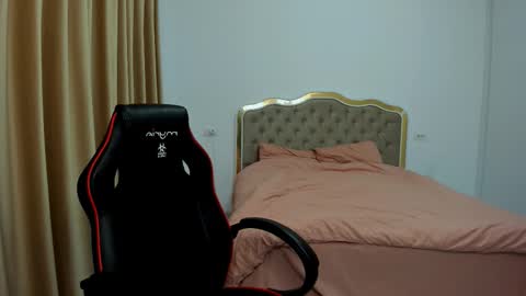  Javi  online show from 10.22.25