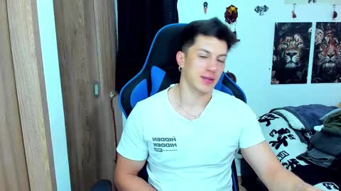 Javier online show from 02.16.25