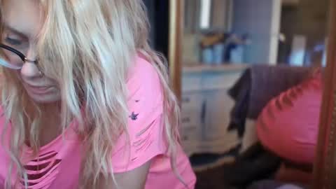 JAV online show from 09.25.25