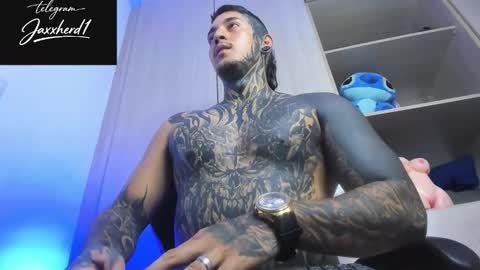 Snapshot of jaxxon22cm chatting on 02.12.26 Michael independient model online show from 02.12.26