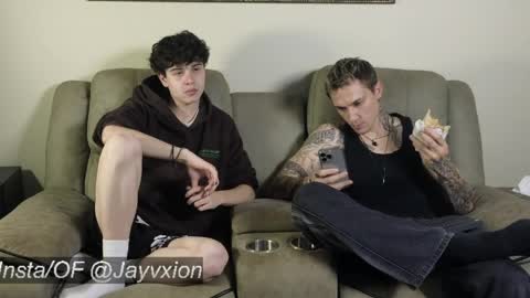 Snapshot of jaycex_69 chatting on 04.18.26 THE HOUSE online show from 04.18.26