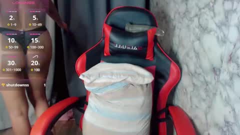 Snapshot of jaydakhalifa chatting on 01.25.25 Jayda Khalifa online show from 01.25.25