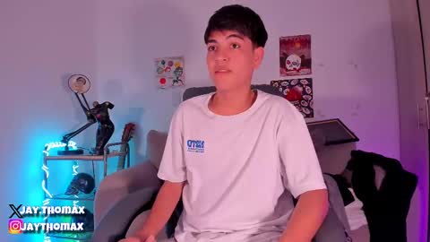 Snapshot of jaythomax chatting on 03.02.25 jaythomax online show from 03.02.25