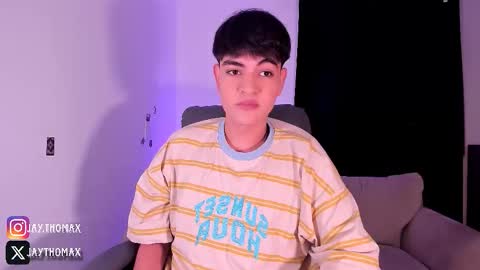 Snapshot of jaythomax chatting on 09.29.25 jaythomax online show from 09.29.25