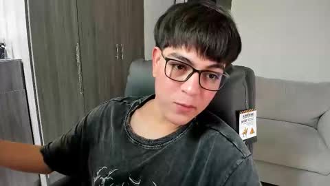 Snapshot of jaythomax chatting on 03.01.26 jaythomax online show from 03.01.26