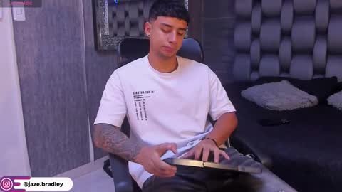 jaze_bradley online show from 09.17.25