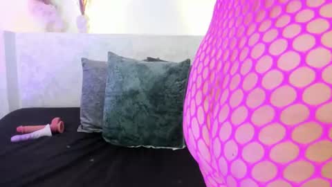 Snapshot of jazmin_flores1 chatting on 06.23.26 Jazmin online show from 06.23.26
