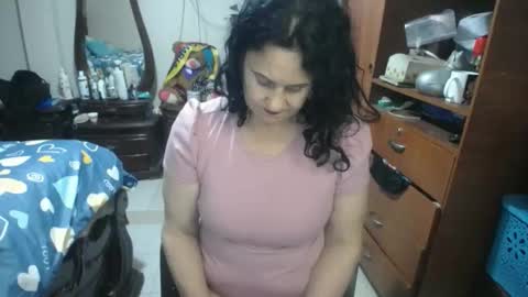 Snapshot of jazmin_rios chatting on 05.31.26 jazmim online show from 05.31.26
