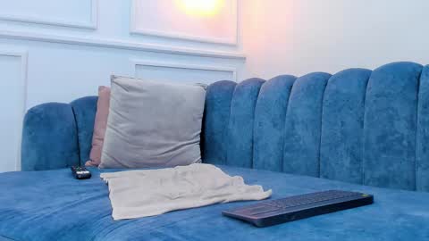 Jasmine  online show from 02.19.25