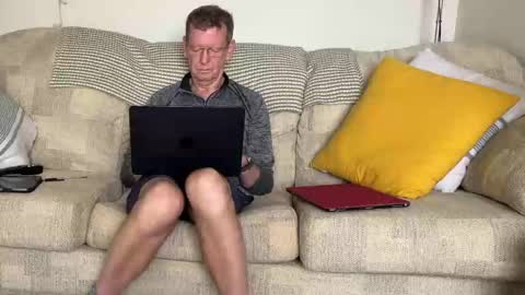 Snapshot of jcar57 chatting on 12.04.24 Jon online show from 12.04.24