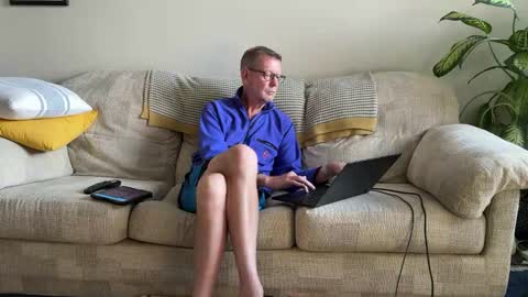 Snapshot of jcar57 chatting on 10.12.25 Jon online show from 10.12.25