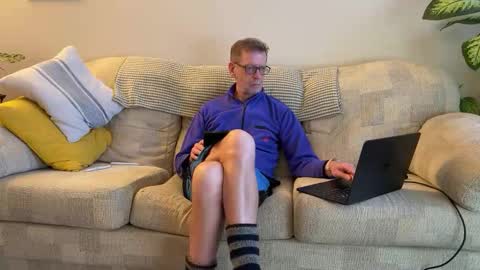 Snapshot of jcar57 chatting on 12.15.25 Jon online show from 12.15.25