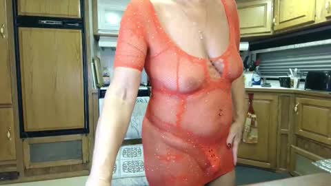 JCcurves online show from 03.29.26