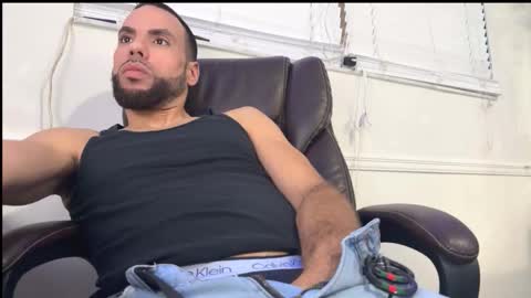 JcMax305 online show from 01.31.26