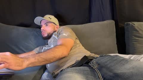 JcMax305 online show from 02.14.26