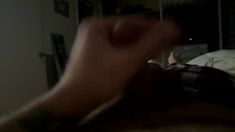 Snapshot of jd2400 chatting on 12.18.25 Jd2400 online show from 12.18.25