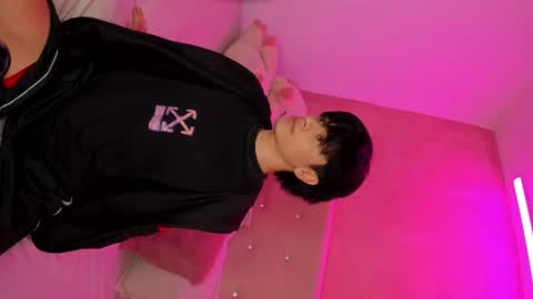 Snapshot of jean_dreams chatting on 12.07.24 J E A N online show from 12.07.24