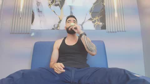 Snapshot of jean_lewis2 chatting on 02.23.26 JEAN online show from 02.23.26