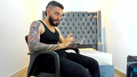 JEAN online show from 04.01.26