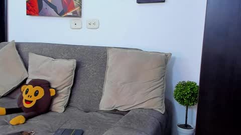 Jean  axelcrow       Modelo Independiente online show from 01.28.25