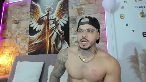 Jean  axelcrow       Modelo Independiente online show from 02.10.26