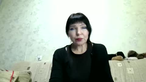 Snapshot of jeanedavis chatting on 04.03.26 JeaneDavis online show from 04.03.26
