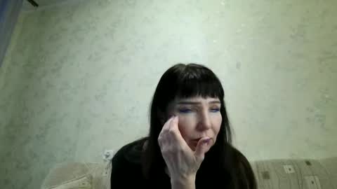 Snapshot of jeanedavis chatting on 04.18.26 JeaneDavis online show from 04.18.26