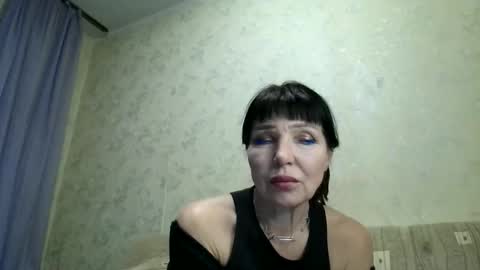 Snapshot of jeanedavis chatting on 04.19.26 JeaneDavis online show from 04.19.26